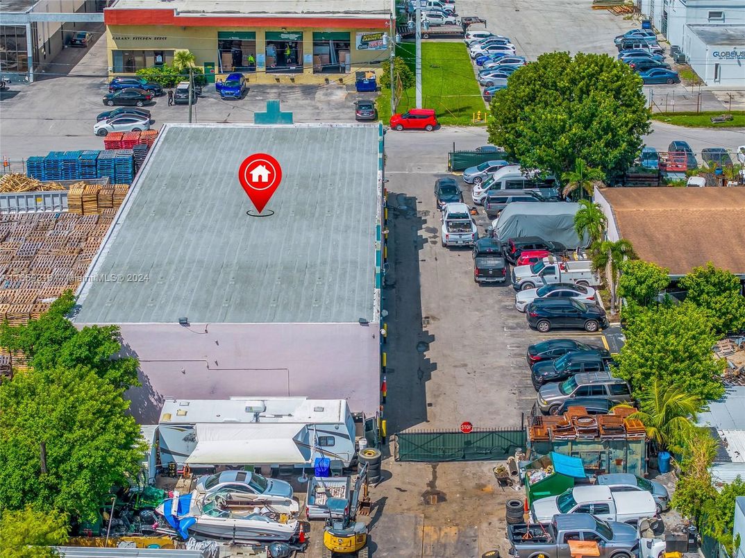 Exterior, Drone