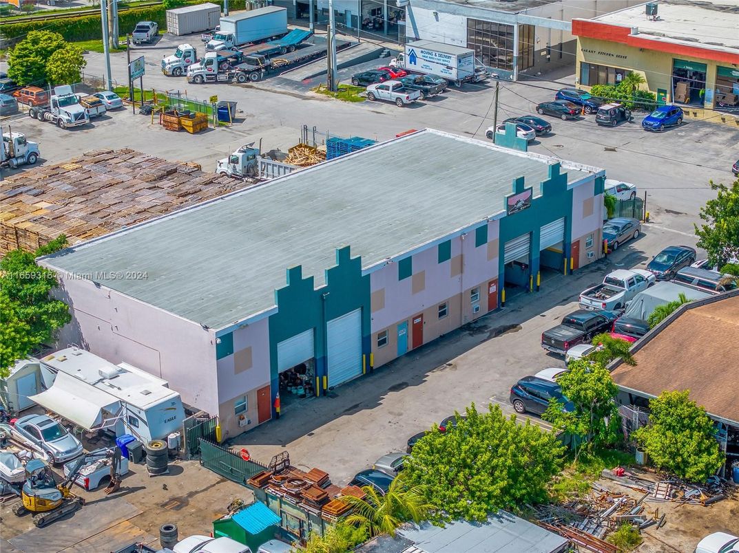 Exterior, Drone