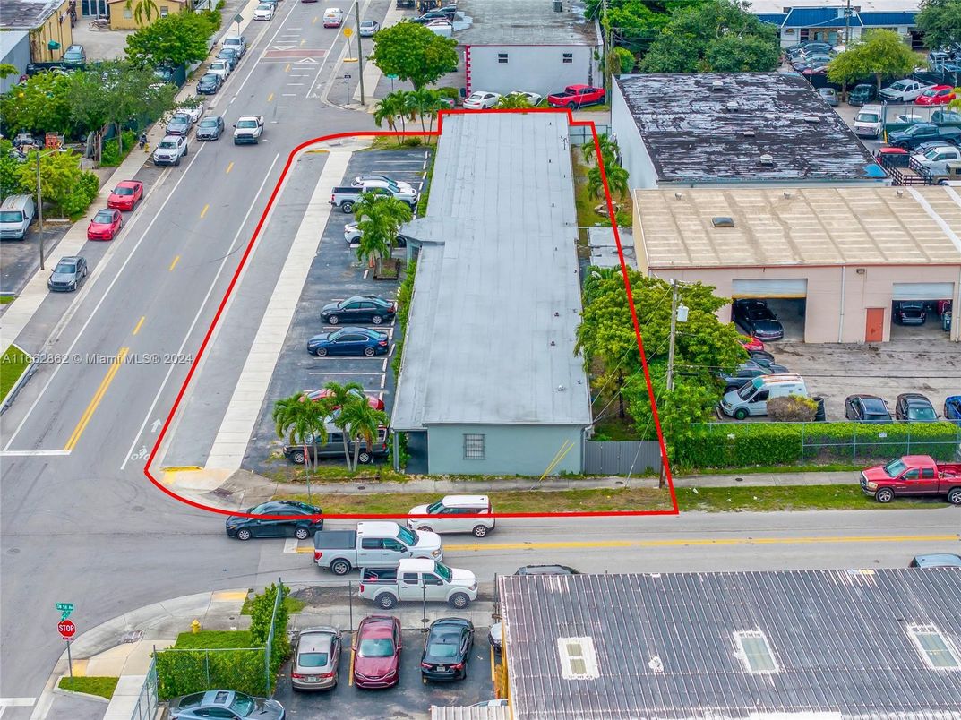 Exterior, Drone