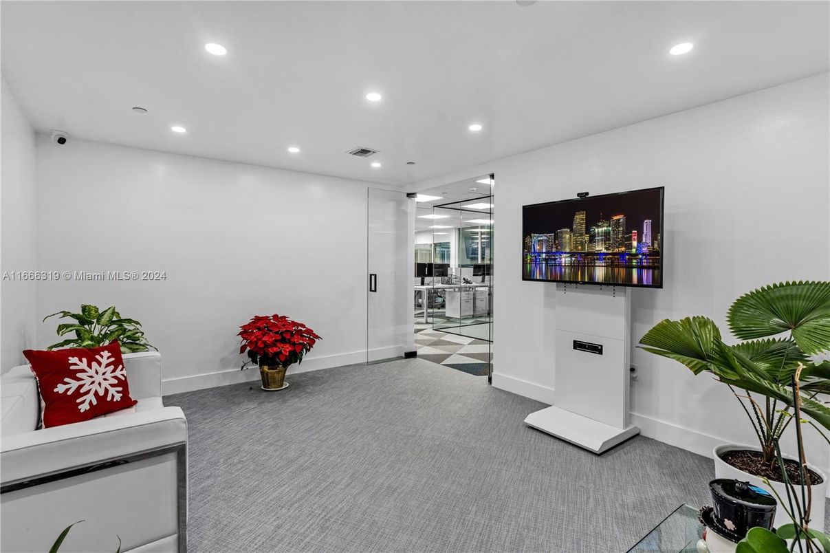 Interior, Recessed Lighting