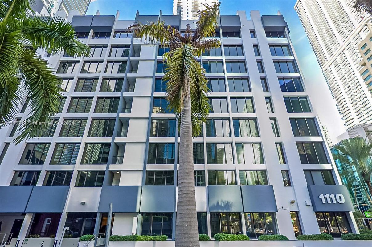 Exterior, Facade, Condo Building