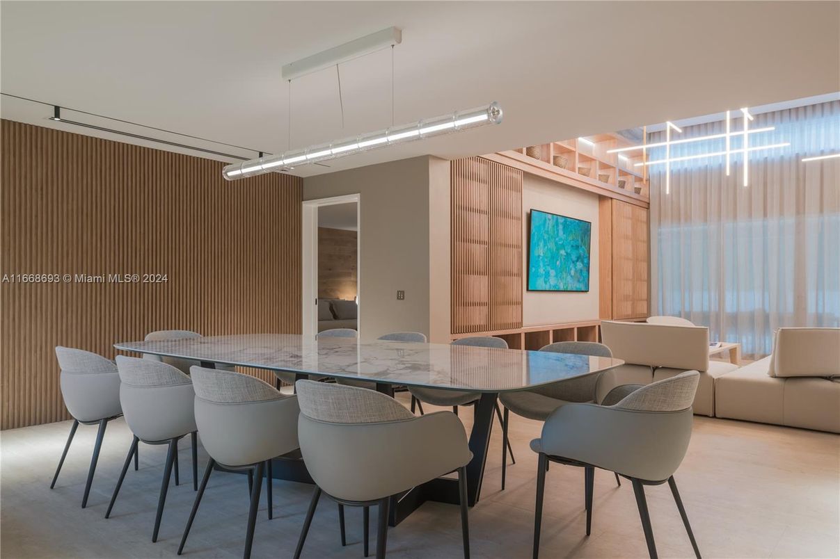 Dining room, Interior, Pendant Lights