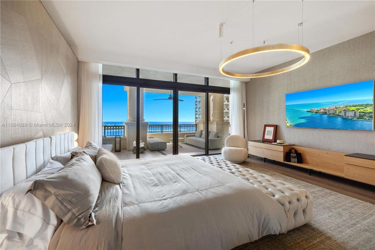 Bedroom, Interior, Pendant Lights, Water, Wood Texture Flooring