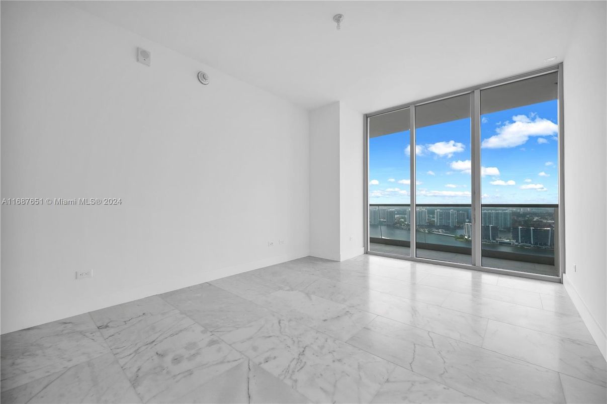 Empty room, Interior, Marble