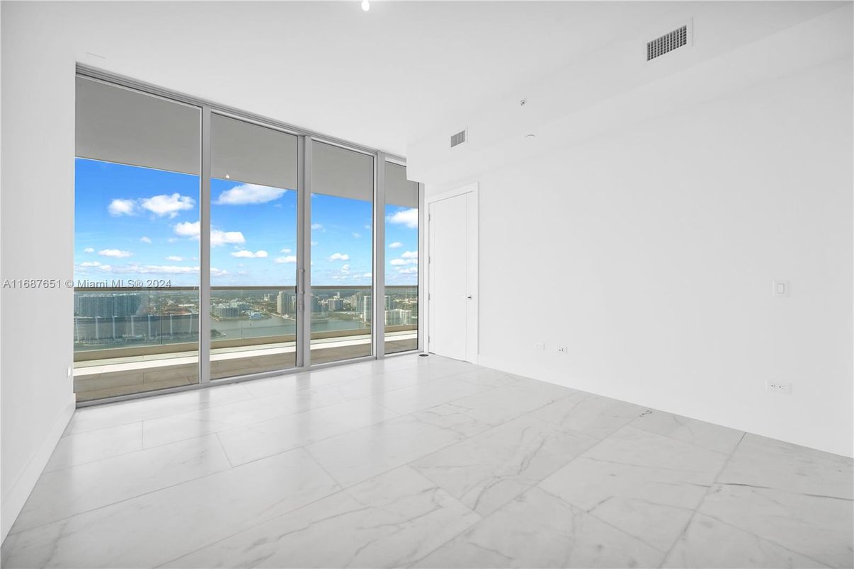 Empty room, Interior, Marble