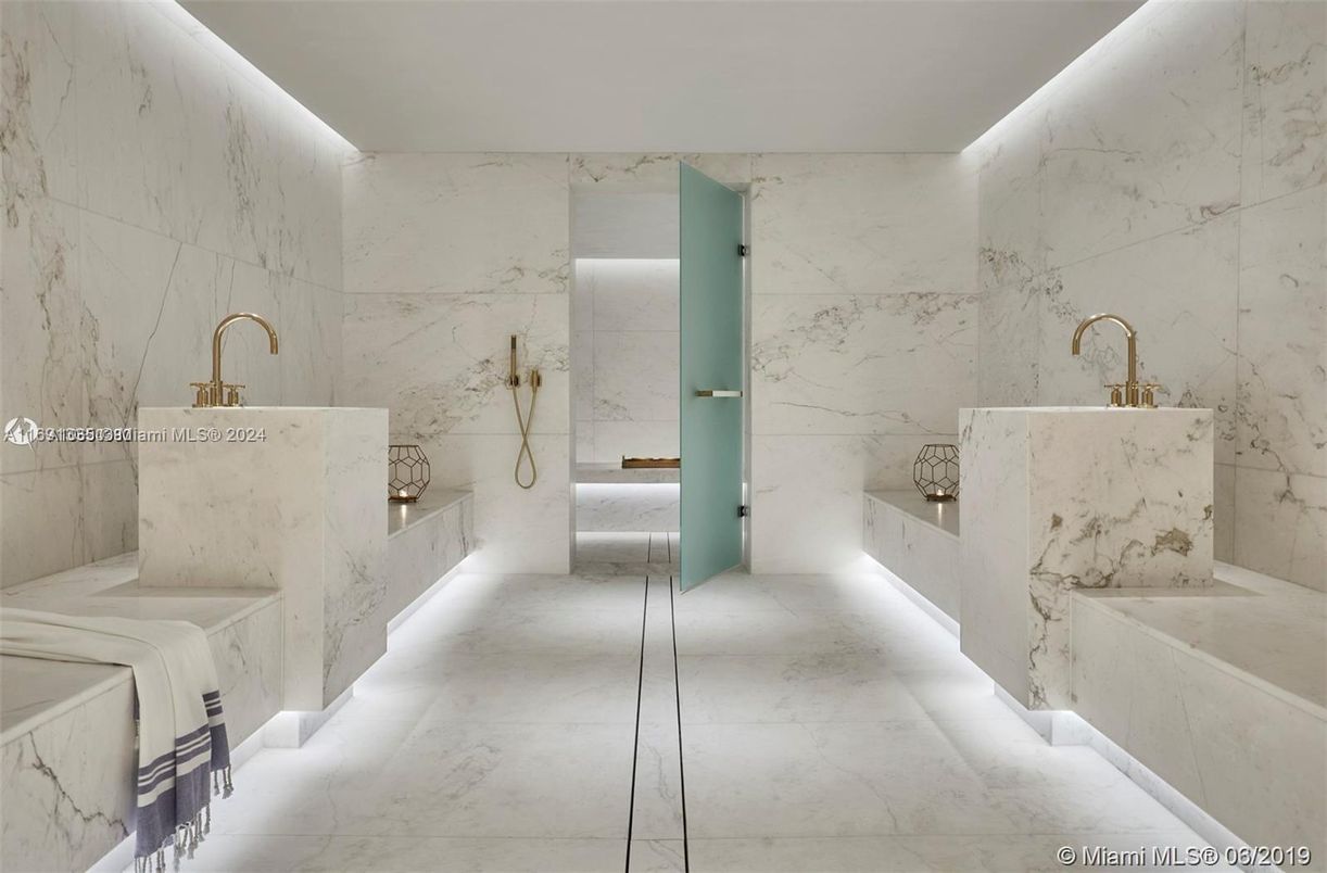 Bathroom, Interior, Marble, Marble Walls