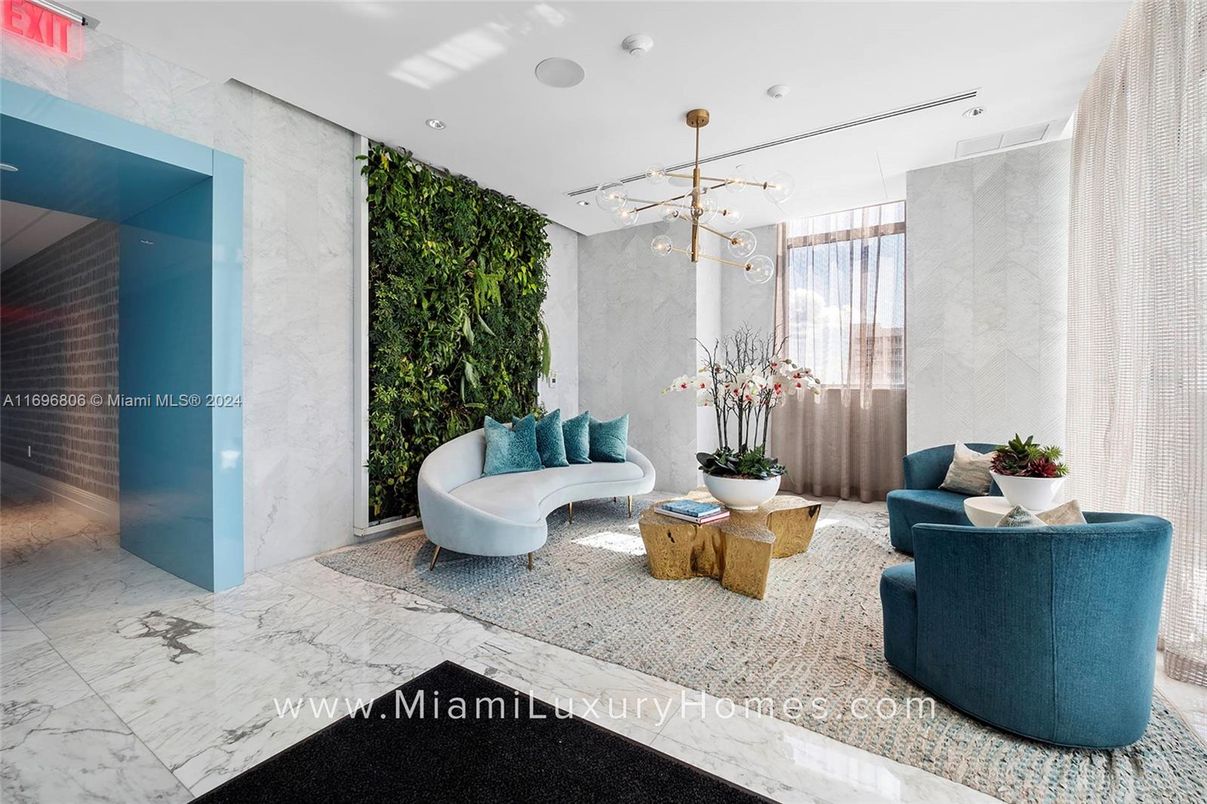 Interior, Living room, Marble, Pendant Lights, Recessed Lighting