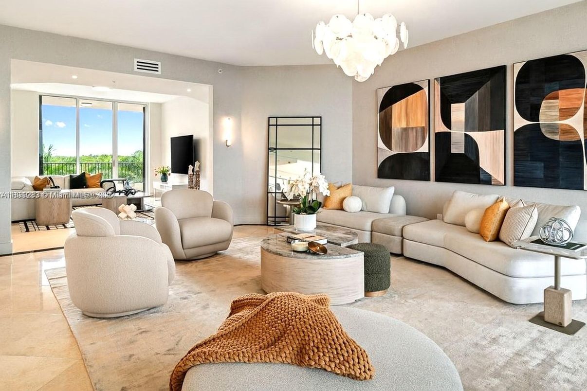 Chandelier, Interior, Living room