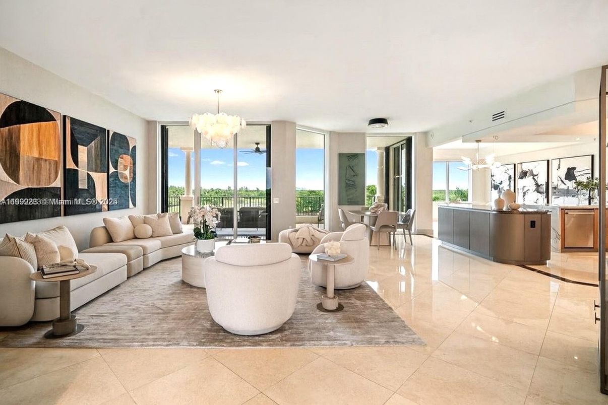 Chandelier, Dining room, Interior, Living room