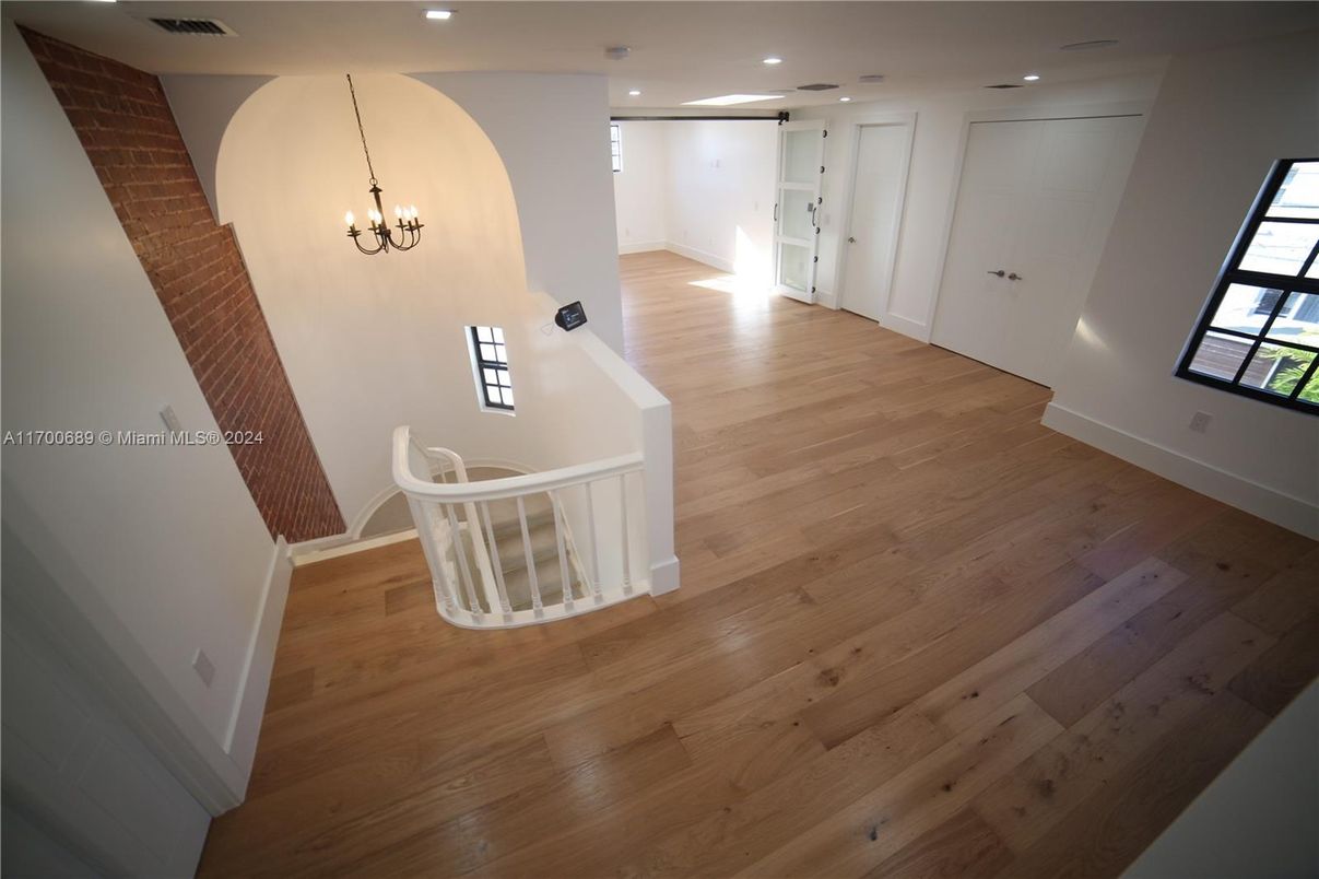 Chandelier, Interior, Recessed Lighting, Wood Texture Flooring