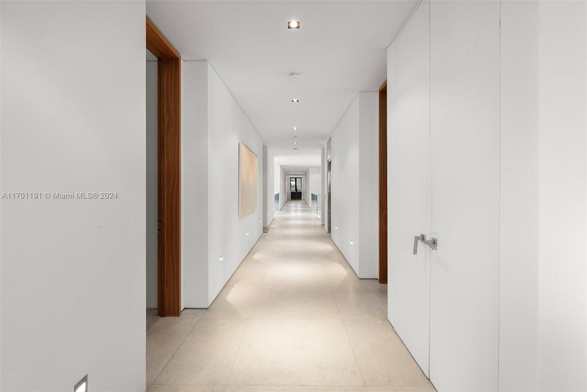 Interior, Recessed Lighting