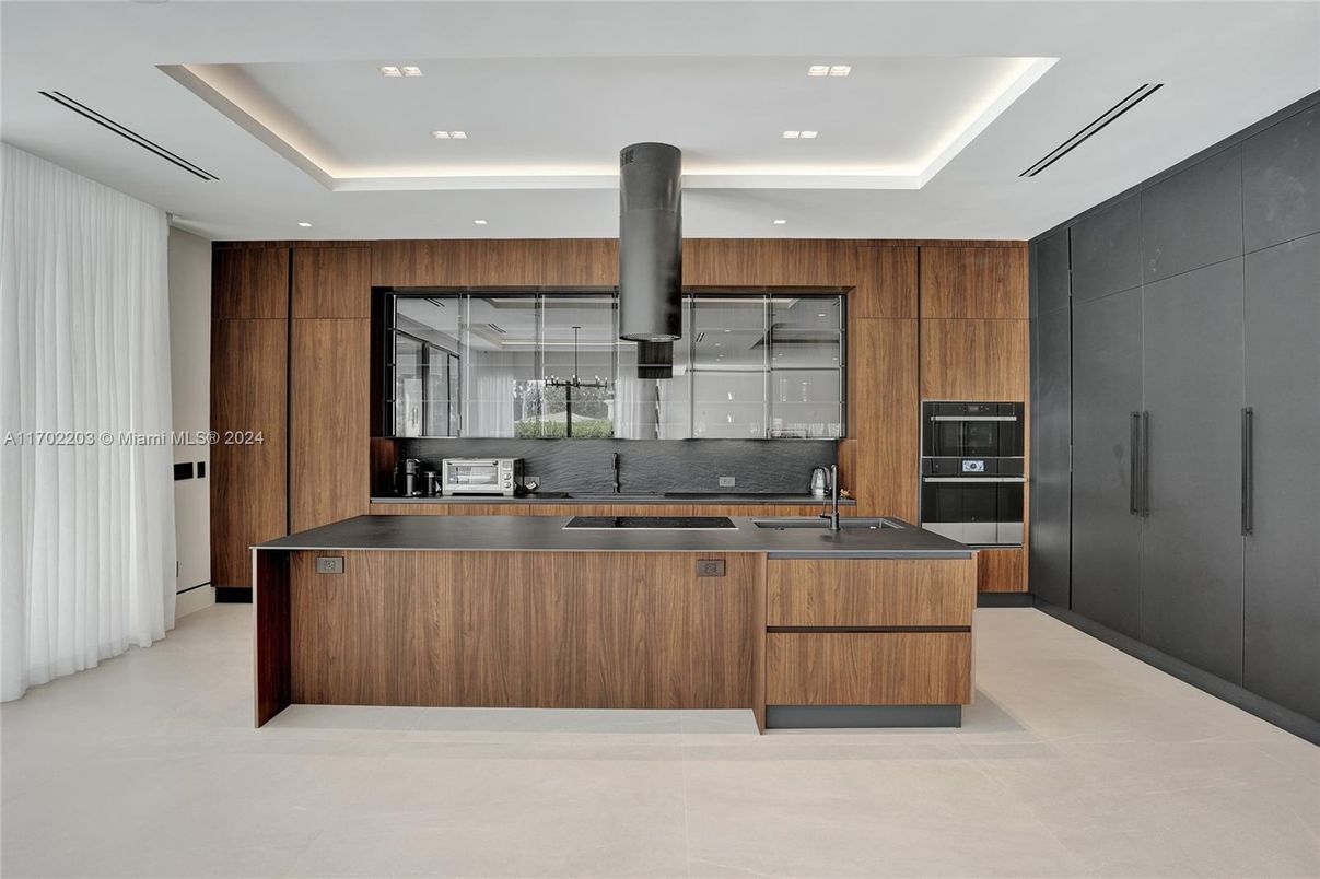 Interior, Kitchen, Recessed Lighting