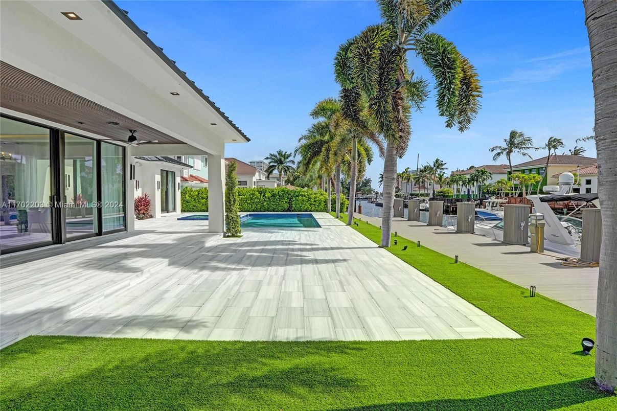Backyard, Exterior, Pool