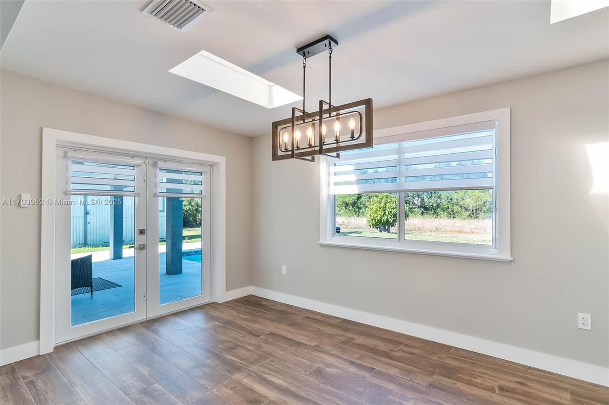 Chandelier, Empty room, Interior, Pendant Lights, Wood Texture Flooring