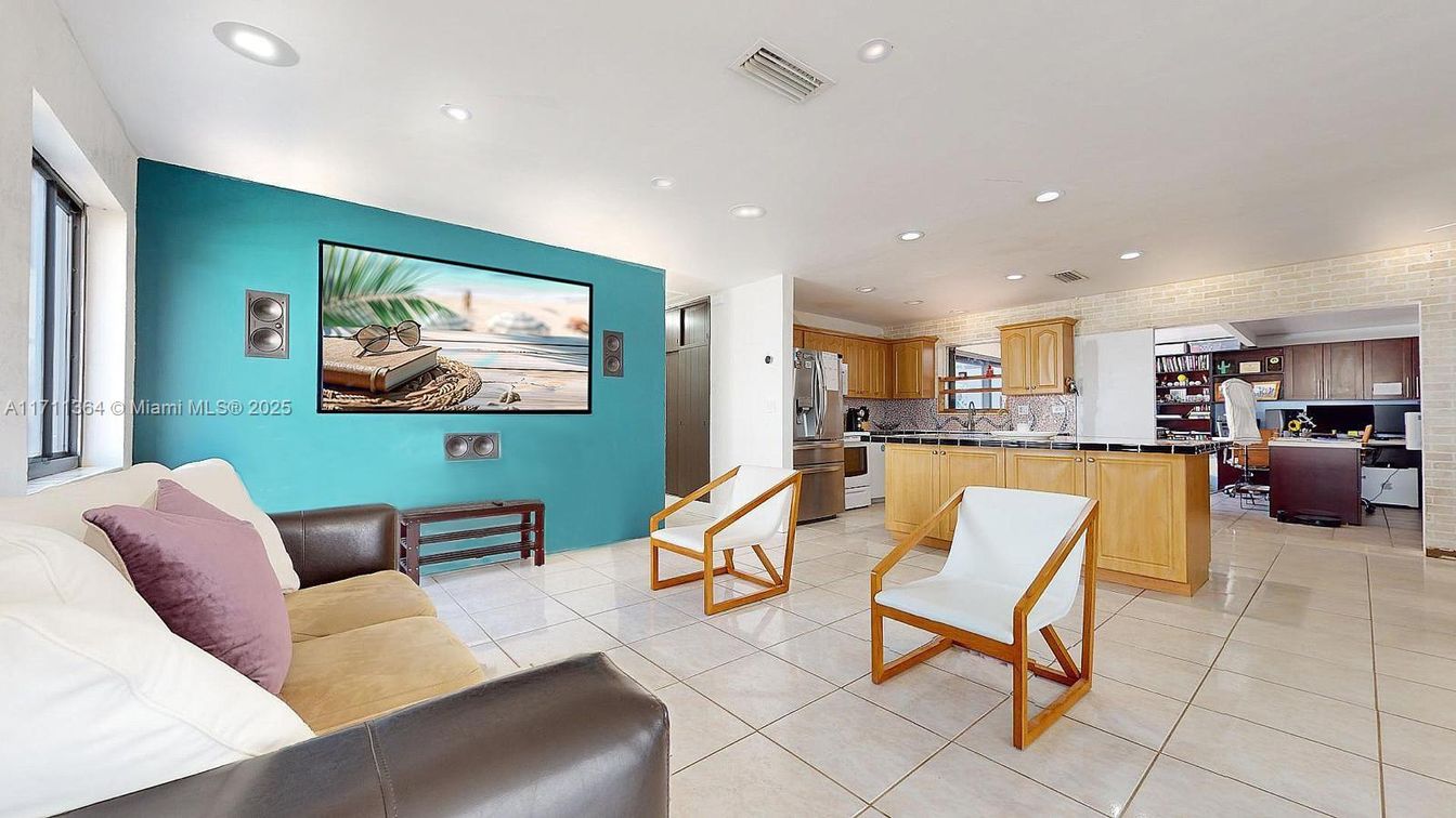 Interior, Kitchen, Recessed Lighting