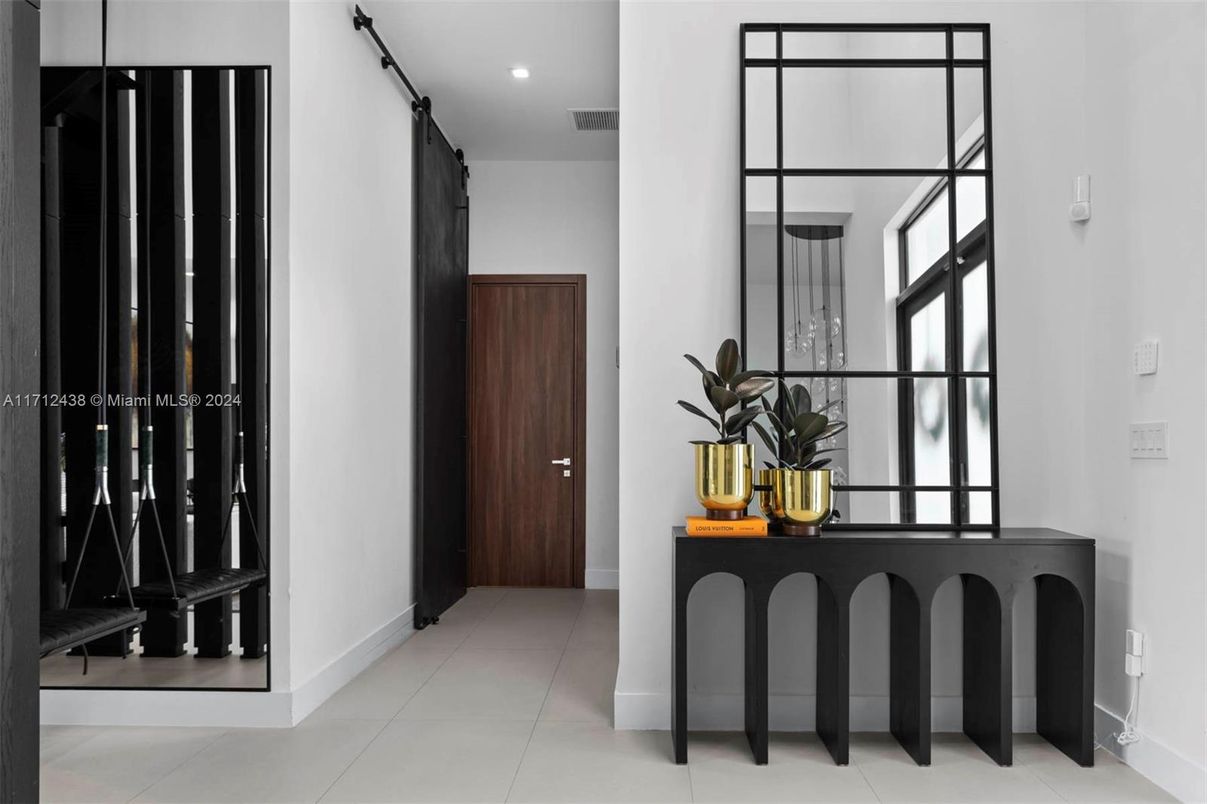 Interior, Recessed Lighting