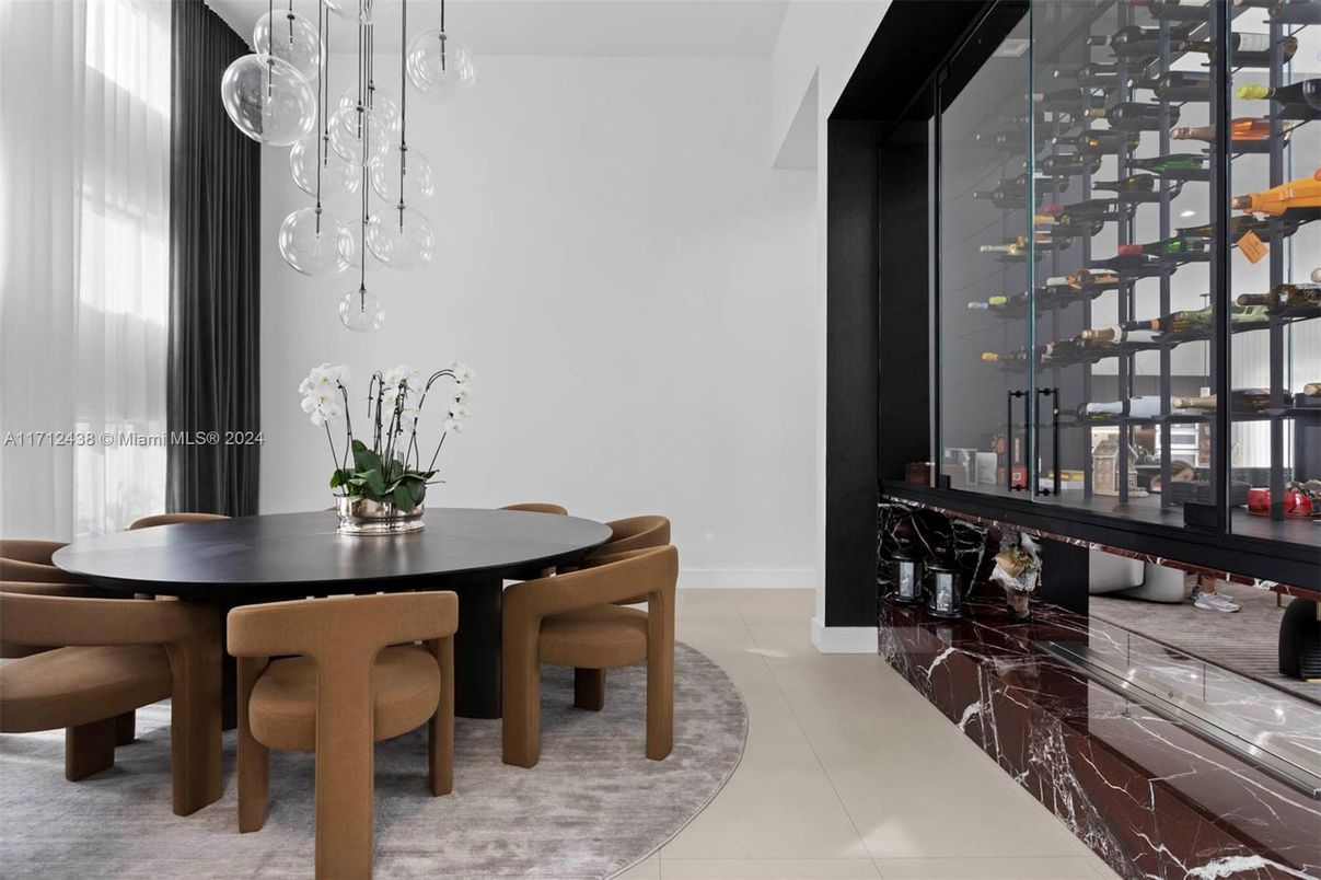 Dining room, Interior, Pendant Lights