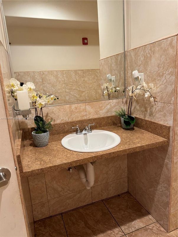 Bathroom, Interior