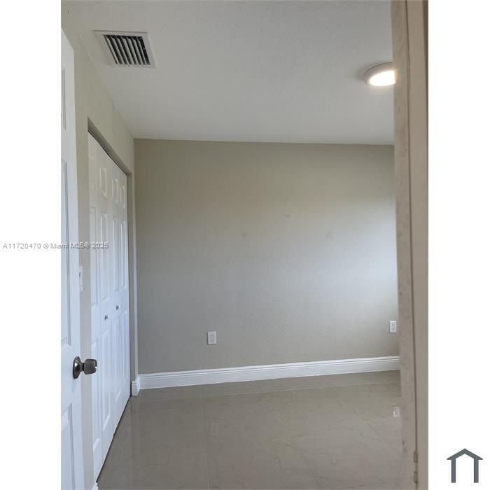 Empty room, Interior, Marble