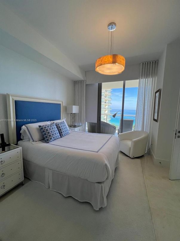Bedroom, Interior, Pendant Lights, Water