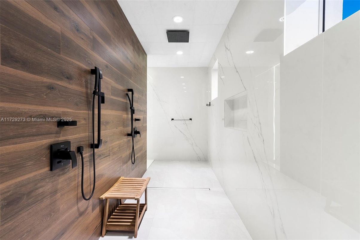 Bathroom, Interior, Marble, Marble Walls, Recessed Lighting