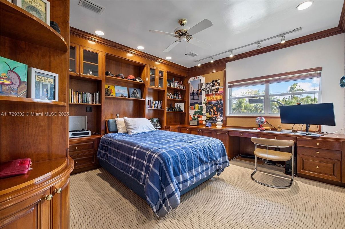 Bedroom, Home Office, Interior, Recessed Lighting