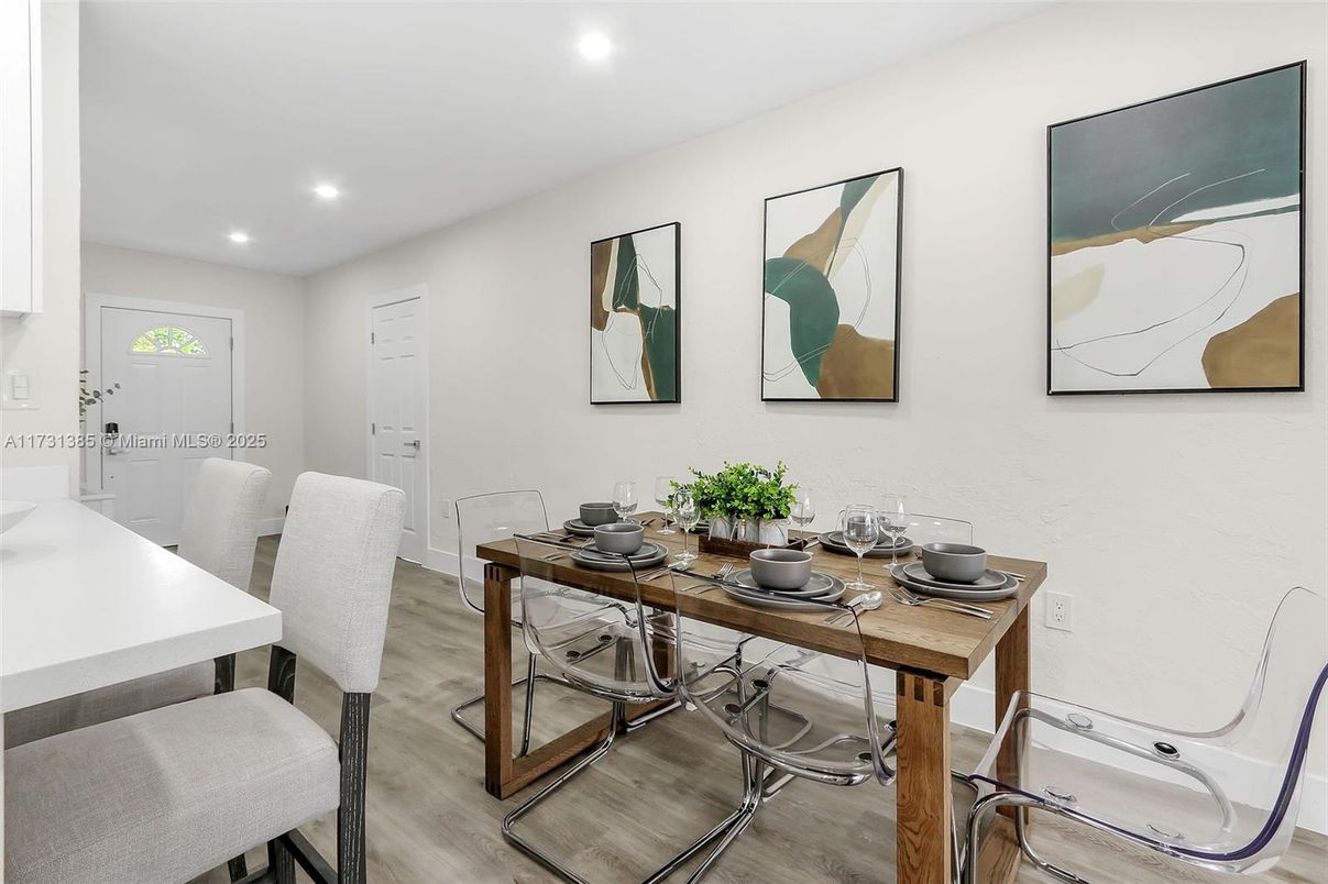Dining room, Interior, Recessed Lighting, Wood Texture Flooring