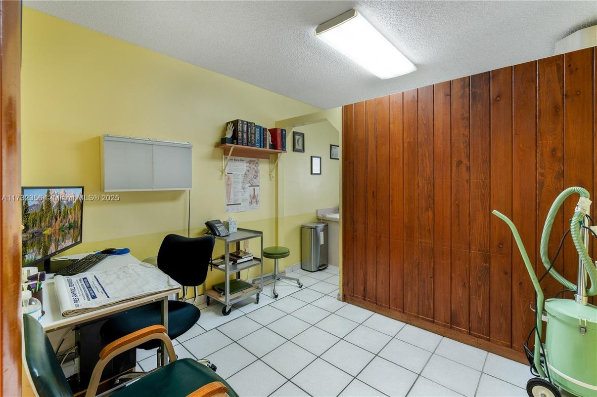 Interior, Wooden Walls