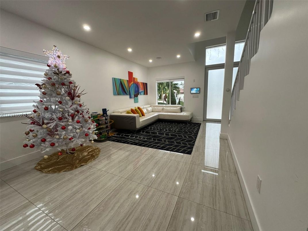Interior, Recessed Lighting