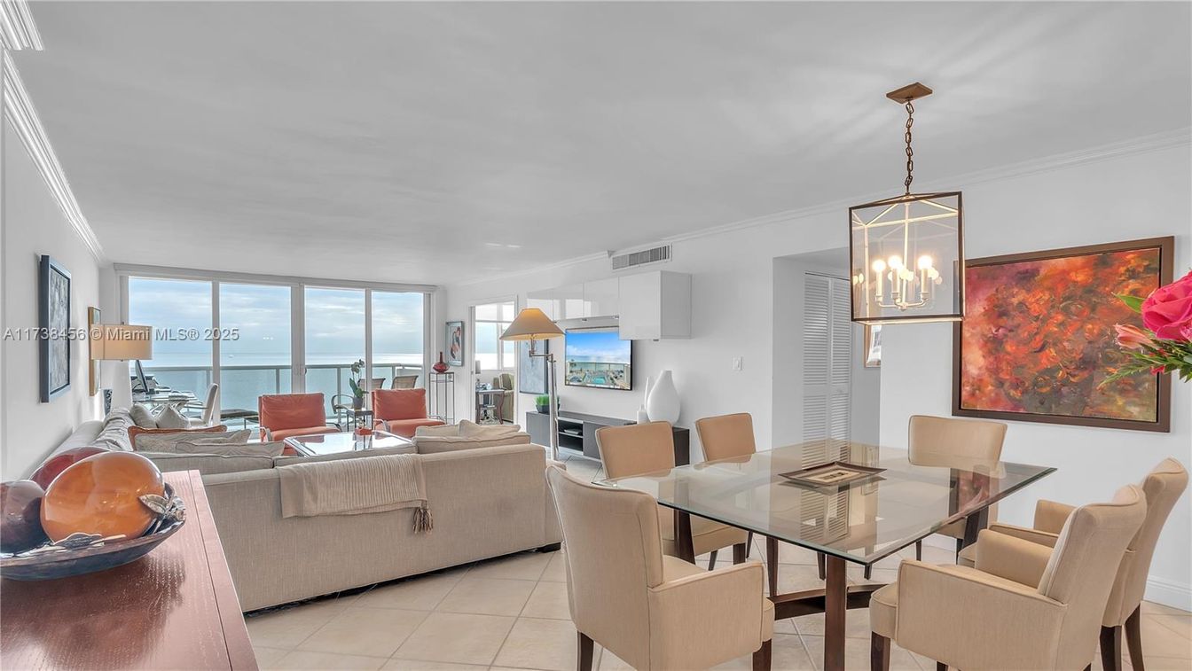 Dining room, Interior, Living room, Pendant Lights, Water