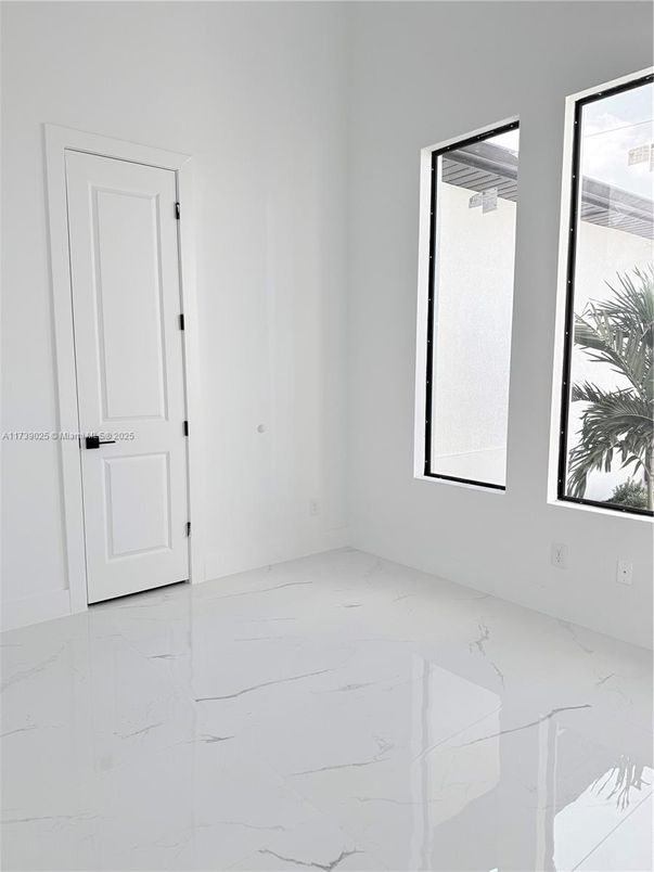 Empty room, Interior, Marble