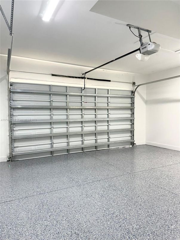 Garage, Interior