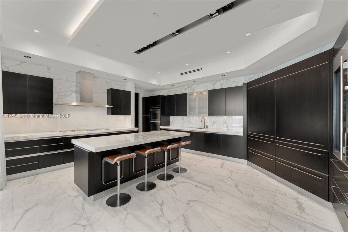 Interior, Kitchen, Marble, Marble Walls, Recessed Lighting