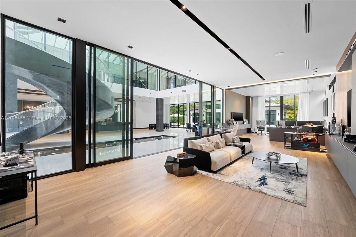Interior, Living room, Recessed Lighting, Wood Texture Flooring