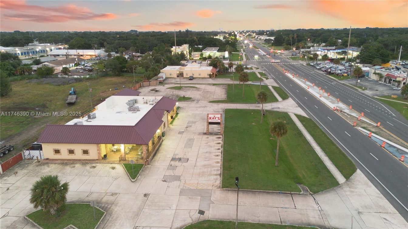 Exterior, Drone