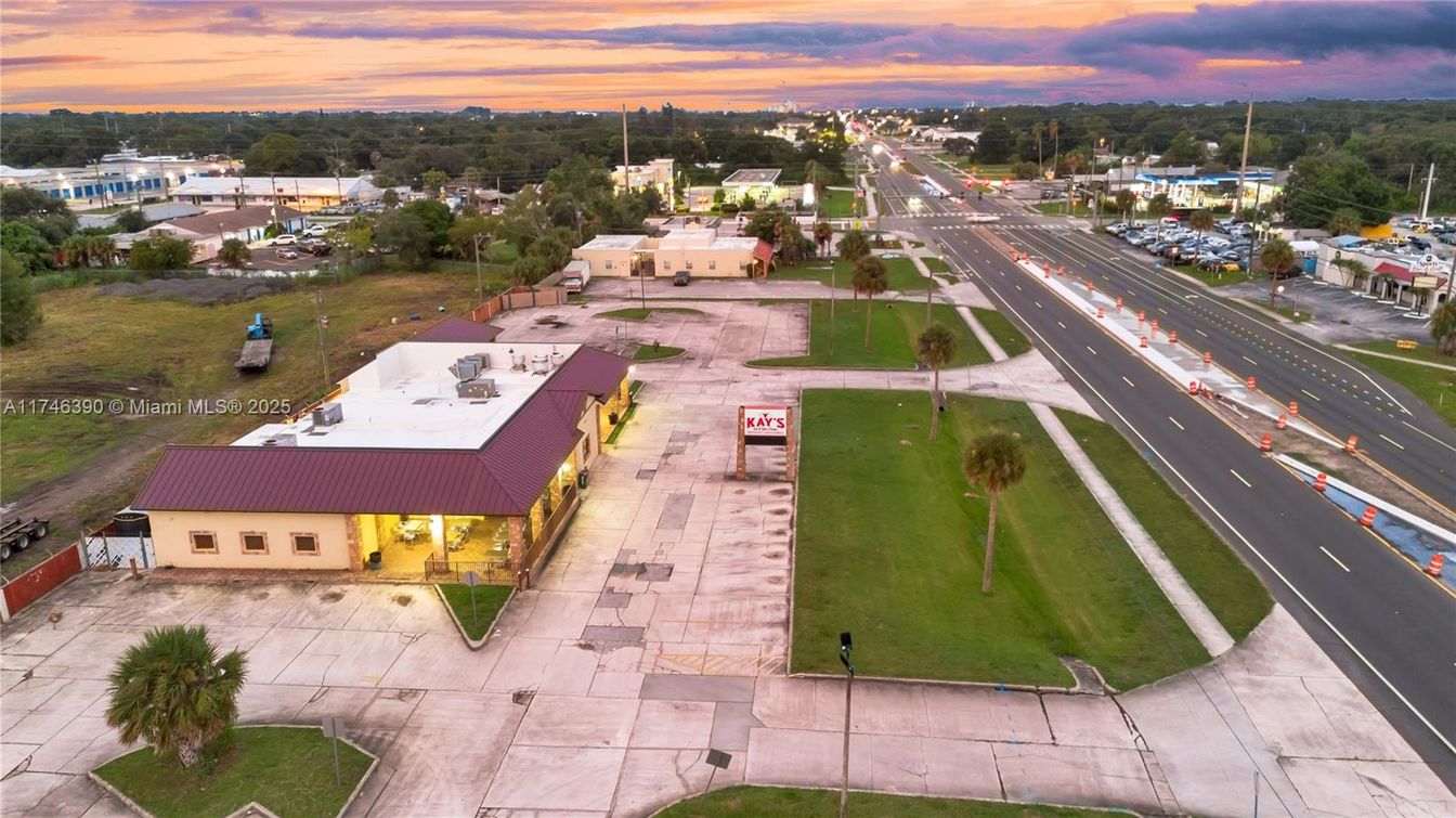 Exterior, Drone