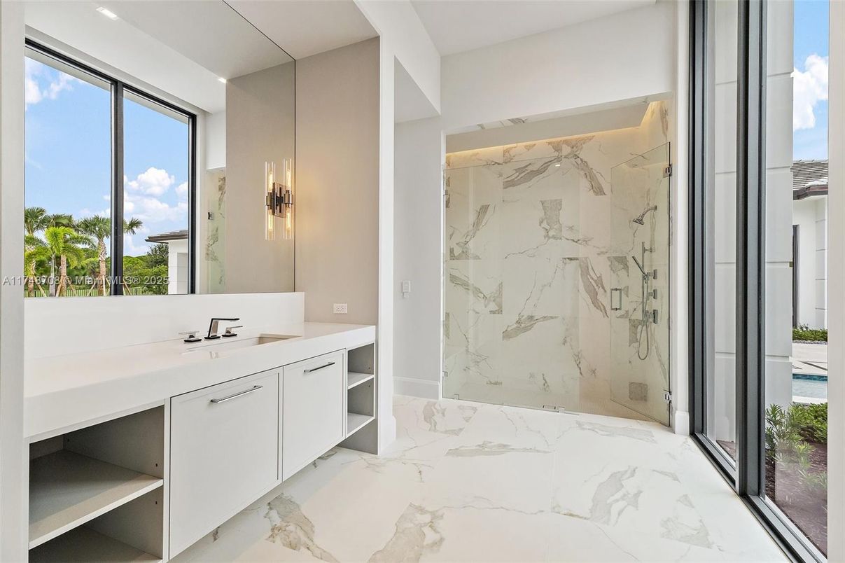 Bathroom, Interior, Marble, Marble Walls