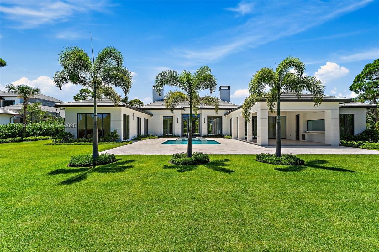 Backyard, Exterior, Pool