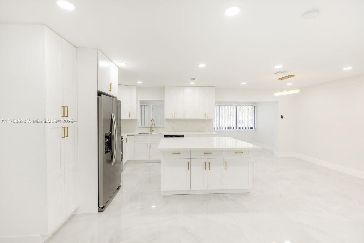 Interior, Kitchen, Recessed Lighting
