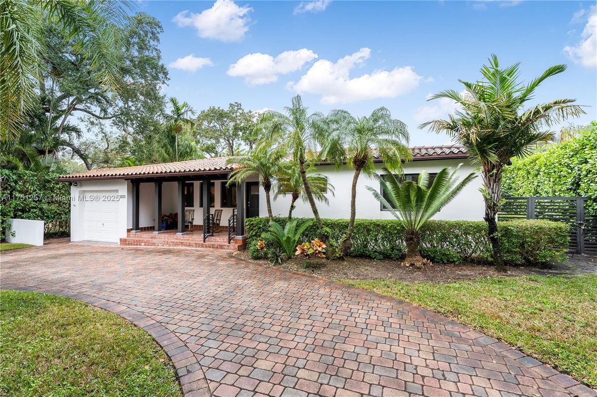 Backyard, Detached Garage, Exterior
