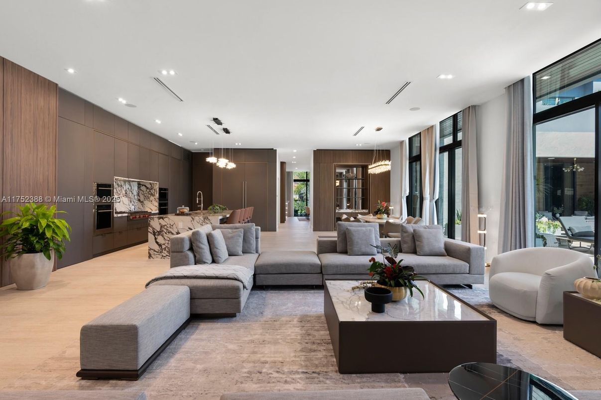 Dining room, Interior, Kitchen, Living room, Pendant Lights, Recessed Lighting, Wood Texture Flooring