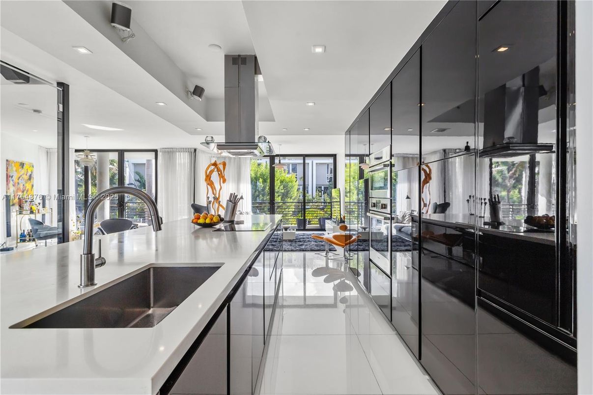 Interior, Kitchen, Recessed Lighting