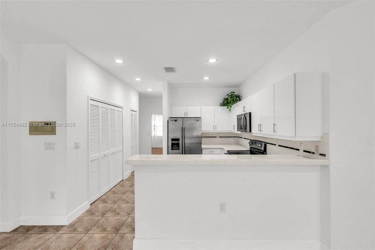Interior, Kitchen, Recessed Lighting