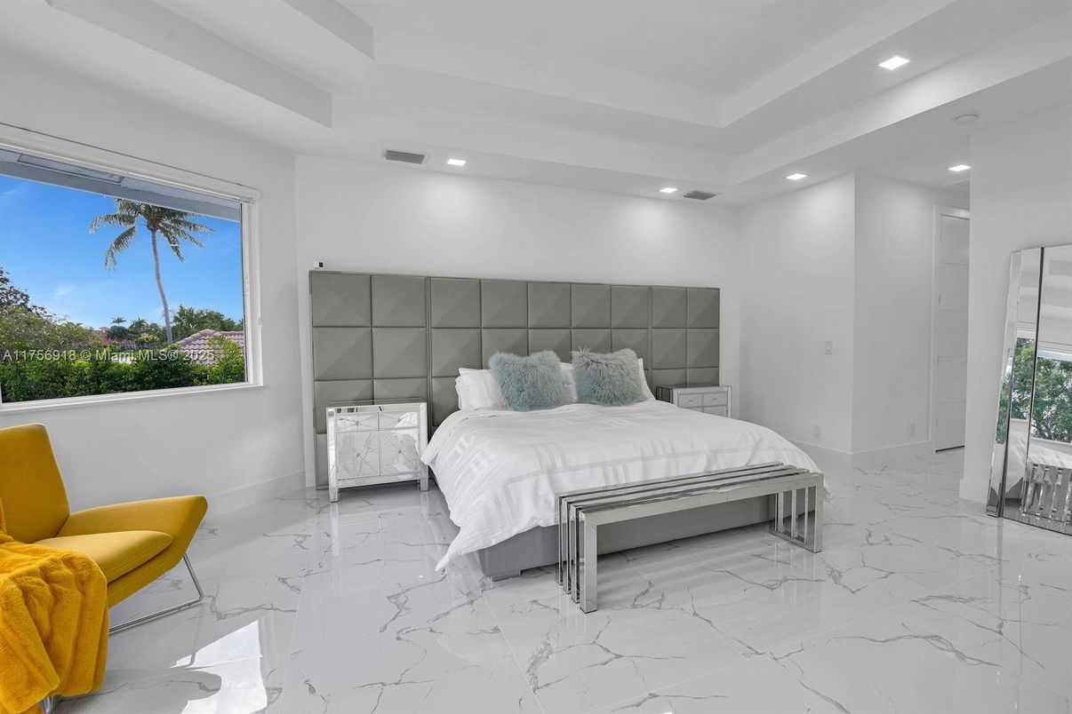 Bedroom, Interior, Marble, Recessed Lighting