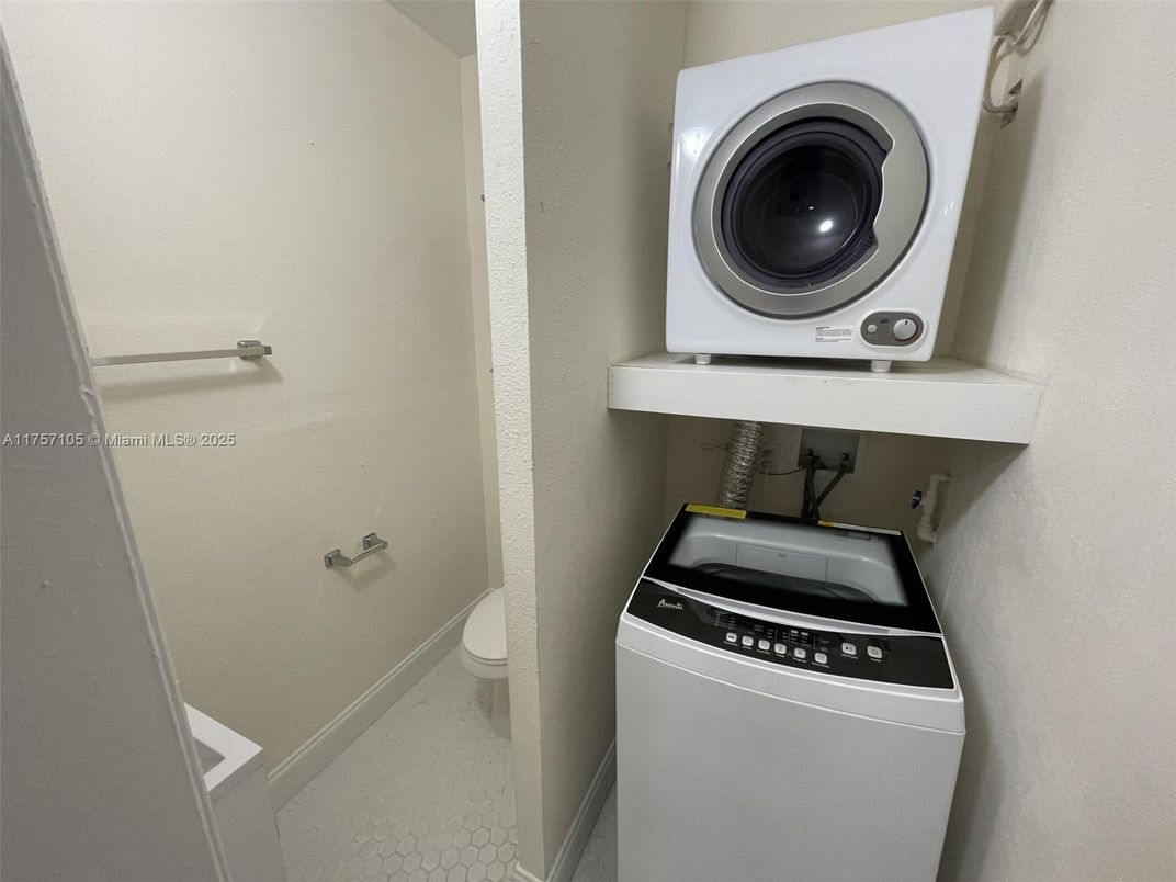 Interior, Utility Closets, Washer