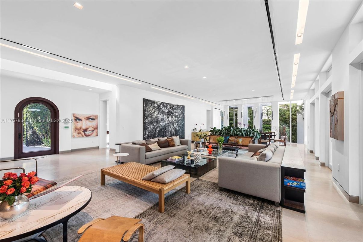Interior, Living room, Recessed Lighting