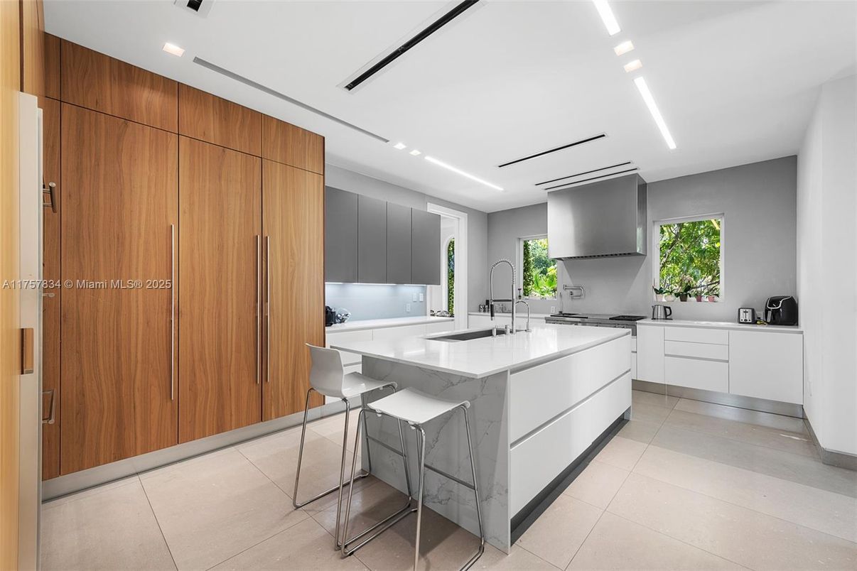 Interior, Kitchen, Recessed Lighting