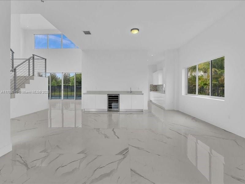 Empty room, Interior, Marble