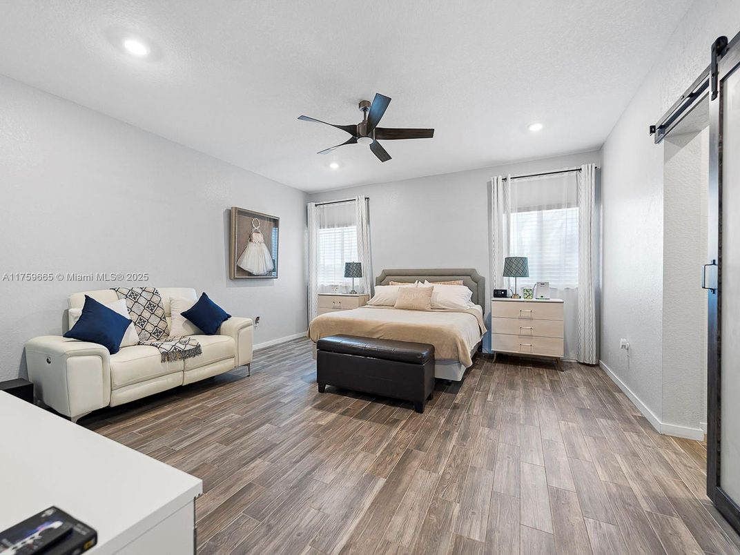 Bedroom, Interior, Recessed Lighting, Wood Texture Flooring