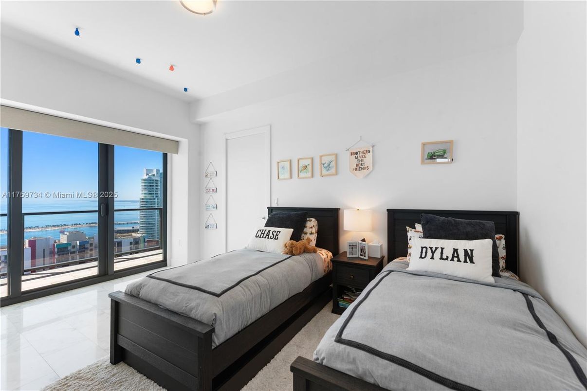 Bedroom, Interior, Water